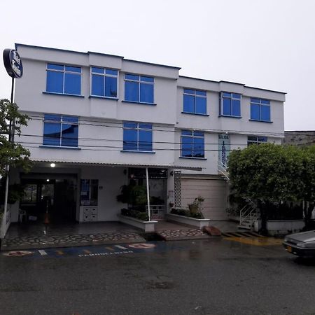 Hotel Tania Caucasia المظهر الخارجي الصورة